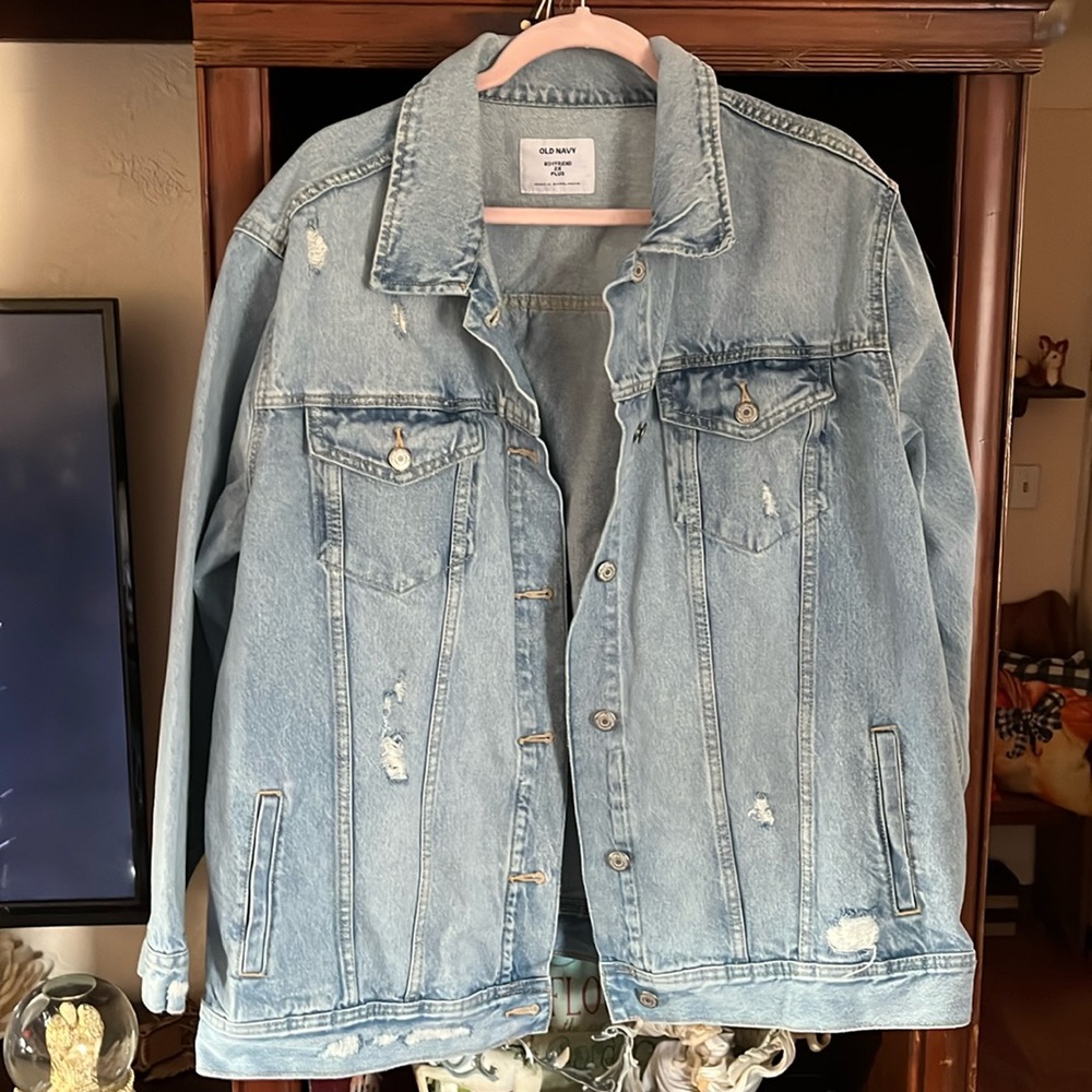 Old Navy distressed Jean jacket super cute size 2x